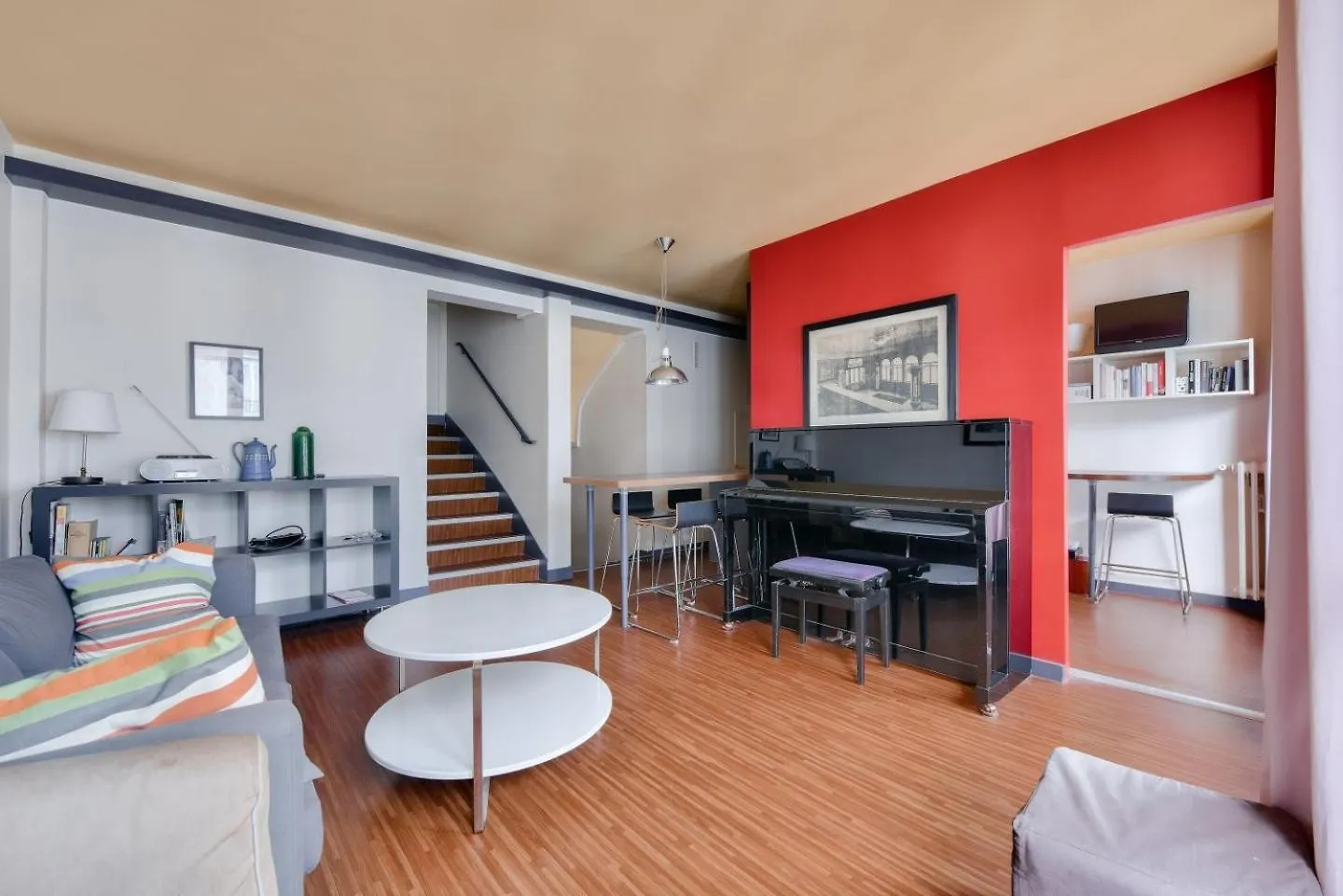 Stunning 2Br Flat Near Place Des Vosges Париж