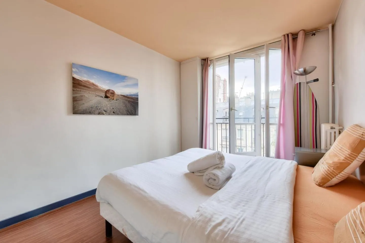 Stunning 2Br Flat Near Place Des Vosges 巴黎 0*,  法国